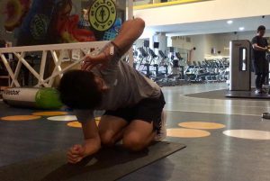 ランバーロックとは？股関節と胸椎の可動域向上させる簡単なコツ #74