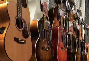 #102 ブログの箸休め⑤『カモられ事件』~アコギ衝動買いの末路~